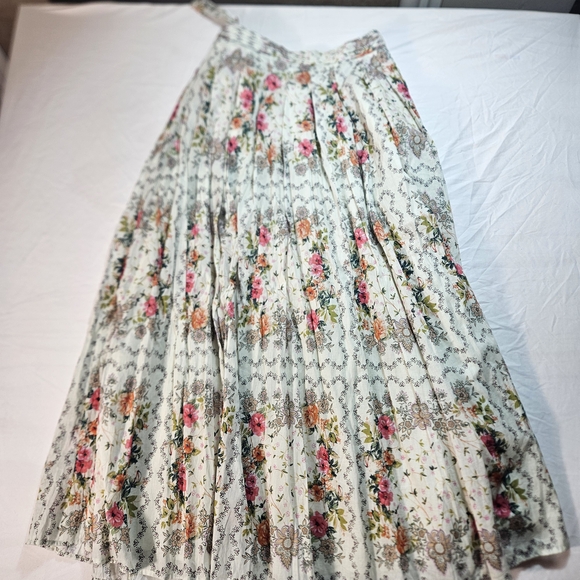 Anthropologie Floral Print Maxi Skirt - Picture 5 of 6